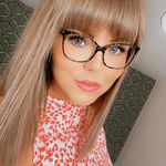 Louise Claire - @loubrett84 - Instagram