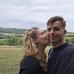 Lou Henley - @lou03107 - Instagram