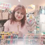 May Lou - Facebook