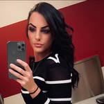 Lacey Lou - @lou_wiseman1989 - Instagram