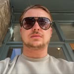@louie.hall22 - Instagram