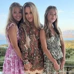 Alexa Lexi Louis Florence - Facebook