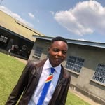 Louis Kayembe - @louis.kayembe - Instagram