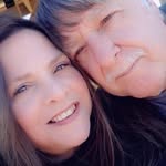 @louise.lyons.54772728 - Instagram