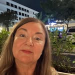 Louise Pineault - @louise.pineault - Instagram