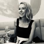 Louisa Lawless - @louisalawless - Instagram