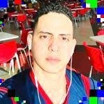 Guillermo Pérez - @louisareedpidwaf - Instagram