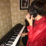 Louise Adams - @louise_adams_music - Instagram