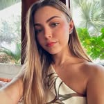 Louise Clemente de Medeiros Toledo - @loumedeiross - Instagram