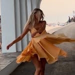 Louise Hoff - @louisehoff - Instagram
