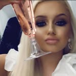 @louisemichaelx - Instagram