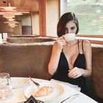 Louise Monroe - @louisemonroe155 - Instagram