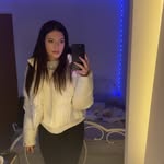 ella-louise ritchie - @ellaritchiex - Instagram