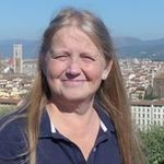 Louise Simms - @louise.simms.79 - Instagram