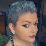 Louise Sweeney - @bloolouu - Instagram