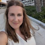 Louise Wallis - @louise1421 - Instagram