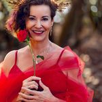 Lourdes Starshower - @lourdestantra - Instagram