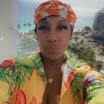 Lovely Johnson Glinton - @hottie_chicken_and_seafood_lv - Instagram