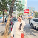 Lục Chân - Facebook