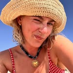 Lucy Jones - @luccyjoness - Instagram