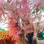 Lucia Rowe - Facebook