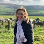 Lucinda Croft - @lucindac_lightup - Instagram