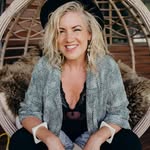 Lucinda Light - @partyactivators - Instagram
