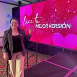 Lucy - @lucyalonzomakeup - Instagram