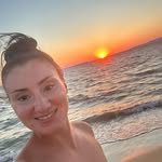 Lucy Armstrong - @lucy_armstrong33 - Instagram
