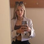 lucy burchnall - @lucyburchnall - Instagram