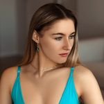 Lucy Cotton - @lucycotton696 - Instagram