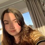 Lucy Edmonds - @lauraineoccupe - Instagram