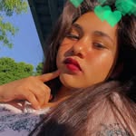 Lucy Estrada - @kissandtell800 - Instagram