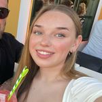 Lucy Finch - @lucyfinch121 - Instagram