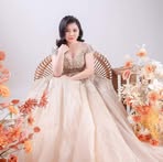 Lucy Lam - Facebook