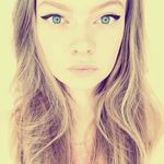 Lucy De Lange - @lucy_lotr - Instagram