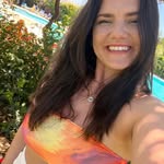 Lucy Locket 💕 helping you put yourself first x - @lucy_locket_holistics - Instagram