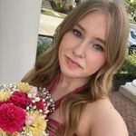 Lucy Loomis - @lucyell_ - Instagram