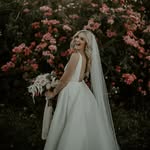 Lucy Lyons - @lucylyons23 - Instagram