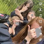 Lucy McLeod - @lucyiscoolxoxo - Instagram