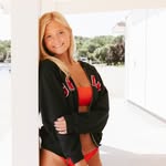 lucy michaels - @_lucymichaels - Instagram