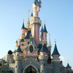 Lucy Oakes - @lucylovesdisney - Instagram