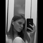 lucy - @_lucyoverton - Instagram