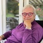 Lucy Painter - @lucypainter53 - Instagram