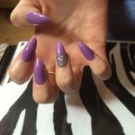 Lucy Pickering - @lucysnails - Instagram