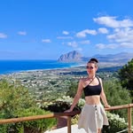 LH - @missballerina_lucyroach - Instagram