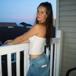 Lucy Sells - @lucysellsss - Instagram
