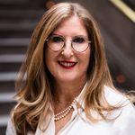 Lucy Verebes Shapiro - @lucyshapiroimmobilier - Instagram