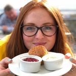 Lucy Simmons - @pocketbakes_ - Instagram