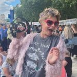 Lucy Simms - @simmslu - Instagram